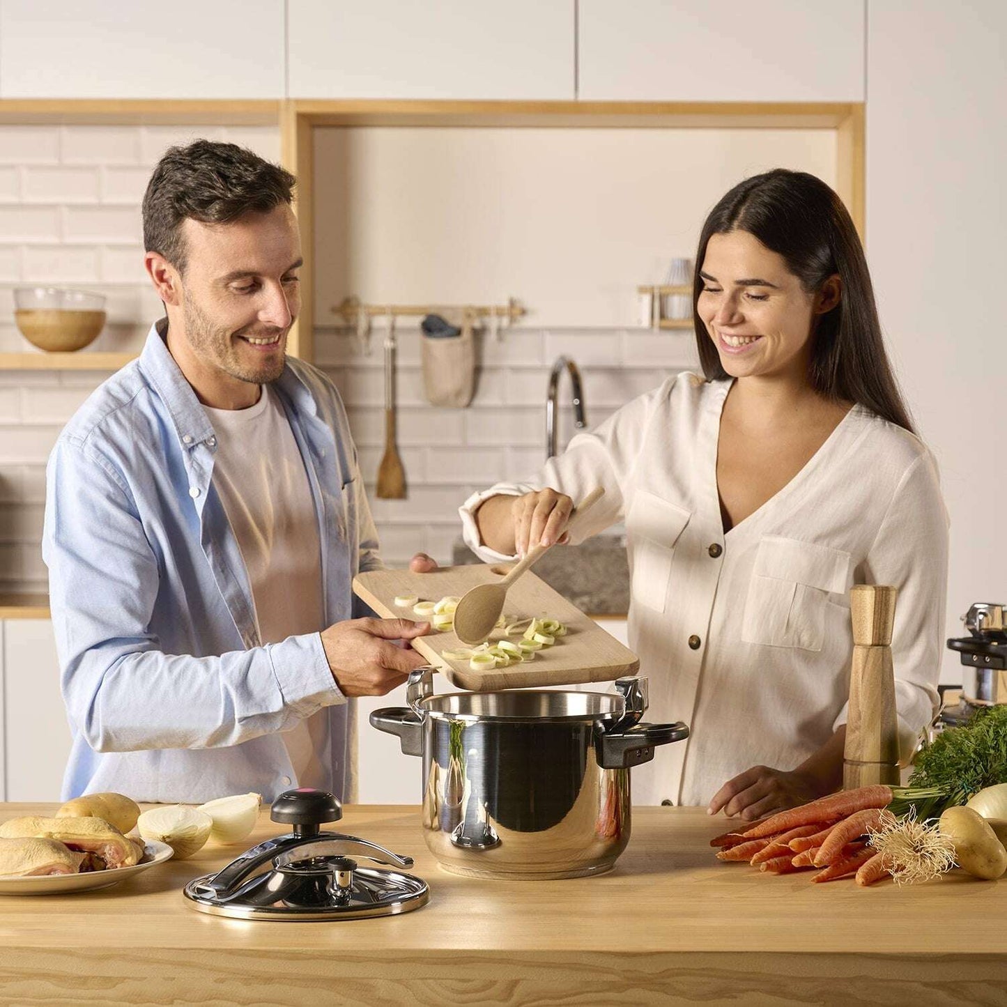 Pressure Cooker - Classic Moments 8L - Medaid International