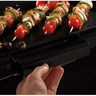 Large Classic Griddle, 1500W Black - Medaid International