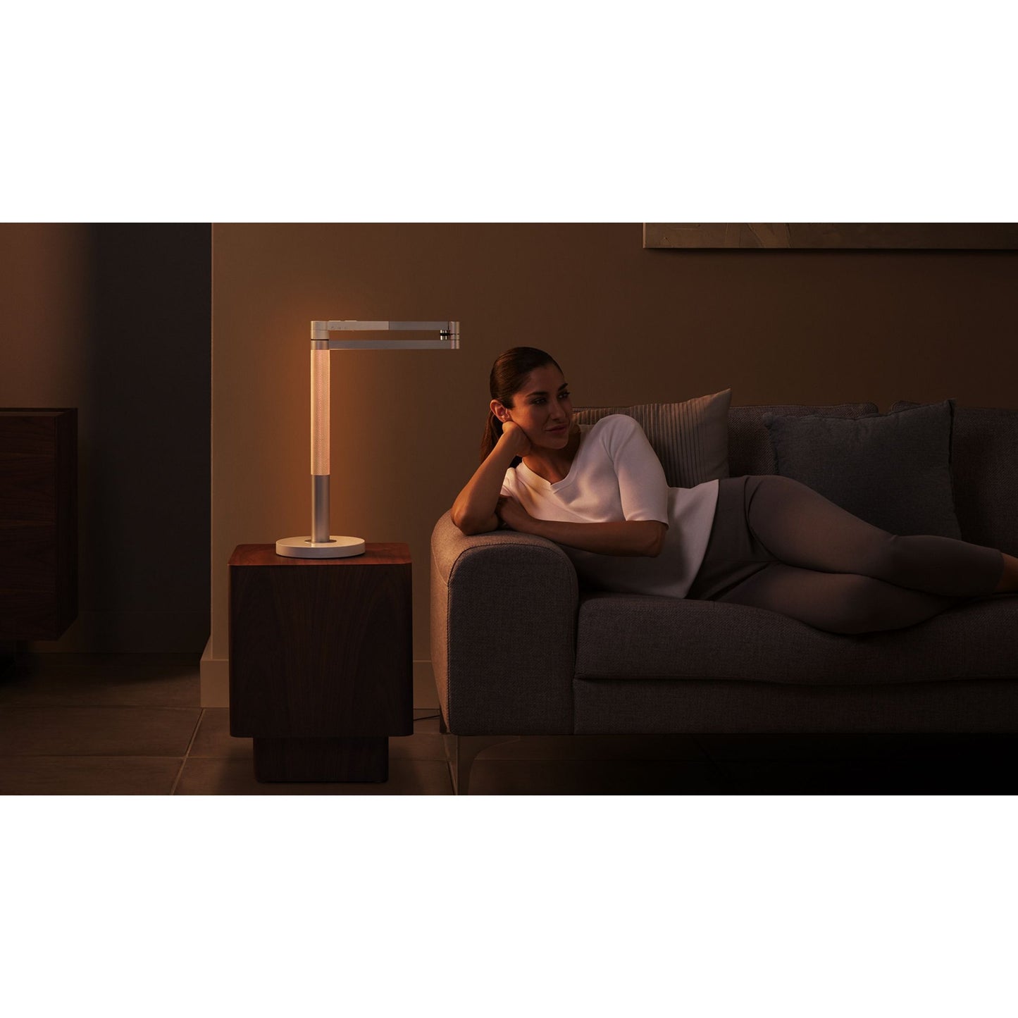 Dyson Solarcycle Morph™ desk light CD06 - Antaki Group - Medaid International