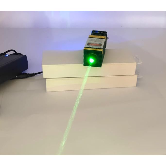 Adjustable focus 520nm-500 green light suitable for bird repelling laser PWM landmark laser lamp - Medaid International