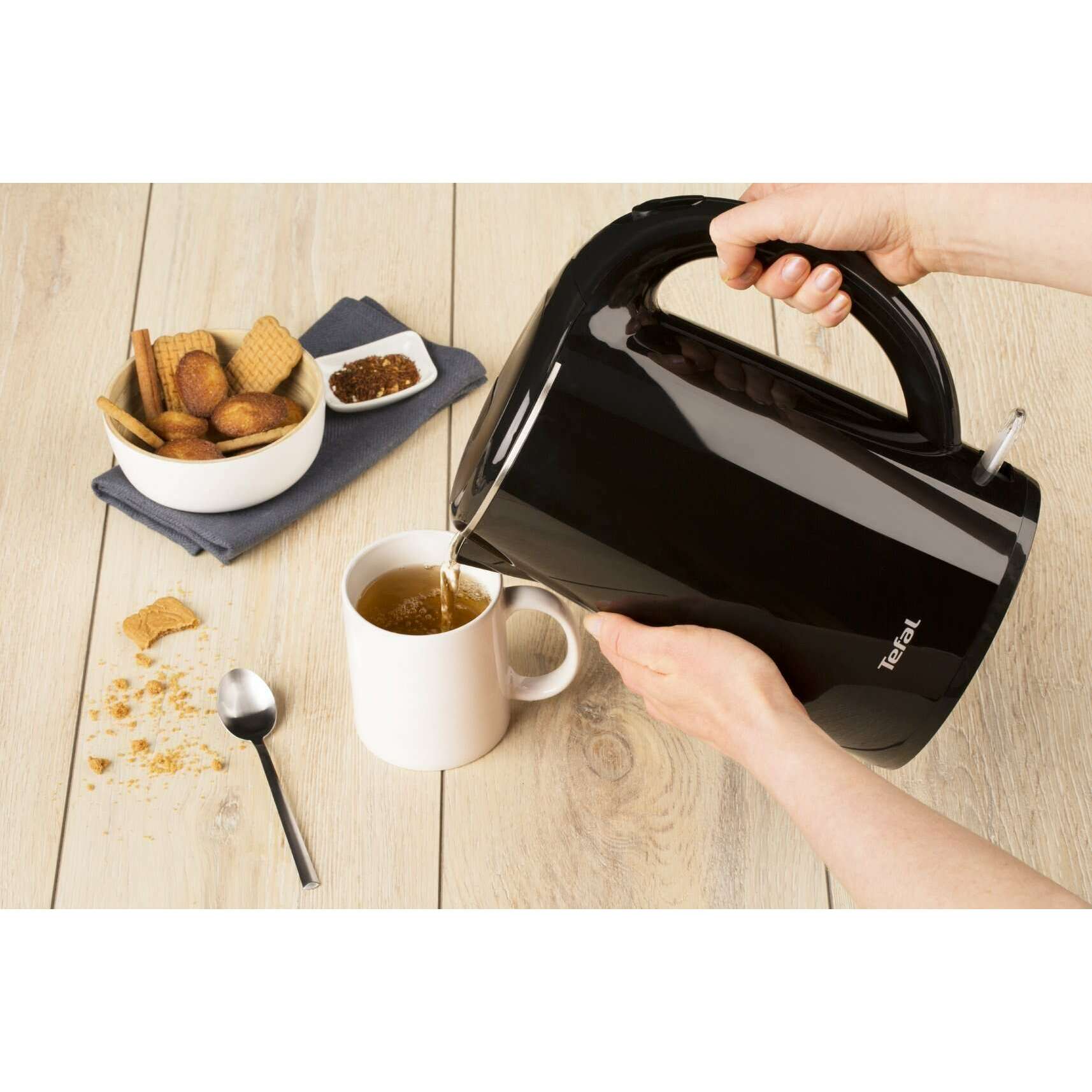Safe Tea Kettle 1.7L - Medaid International