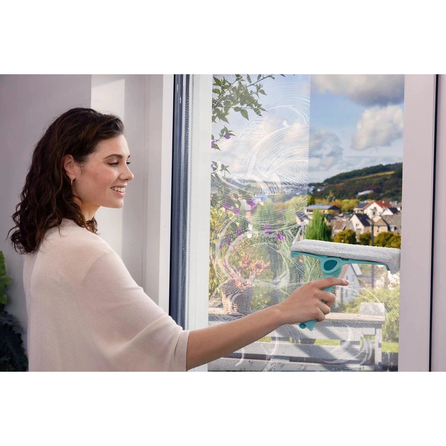 4in1 Window Wiper and Frame Cleaner - Medaid International