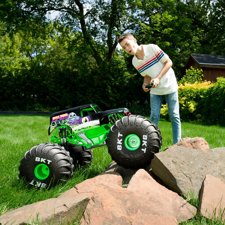 Monster Jam RC  Mega Grave Digger - Medaid International