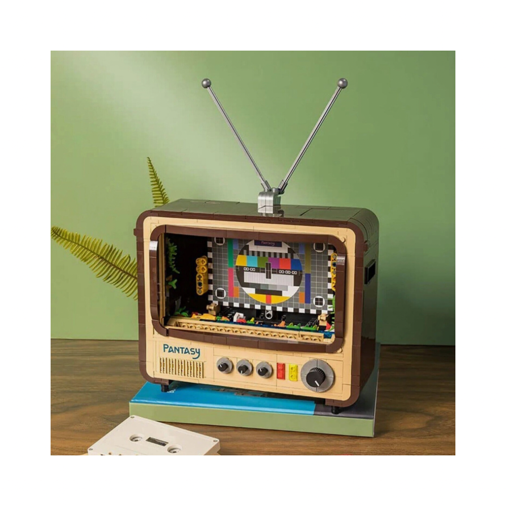 Vintage Television Buildable Figures by Pantasy - Medaid International