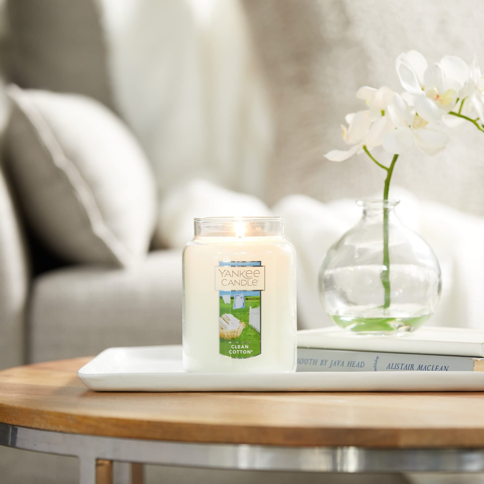 Yankee Candle Clean Cotton Scented, Large 22oz Jar Candle with Premium Paraffin-Grade Wax, Long Burn Time, Ideal for Gifts and Home Decor - Medaid International