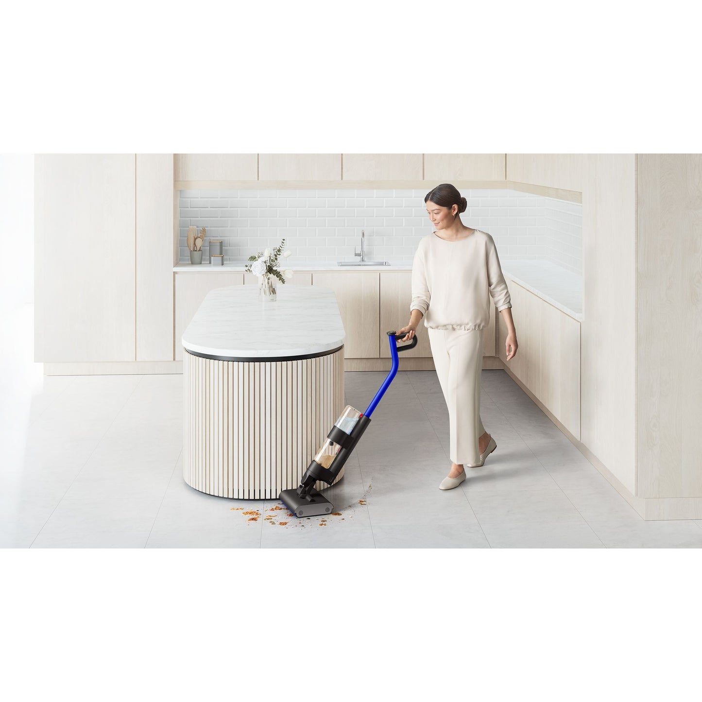 Dyson WashG1™ wet cleaner (Matte Black/Ultra Blue) - Medaid International