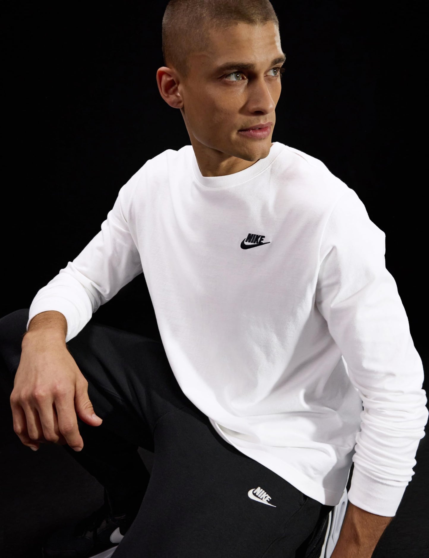 Nike Men's Sportswear Club Long-Sleeve T-Shirt, White/Black, 2XL - Medaid International