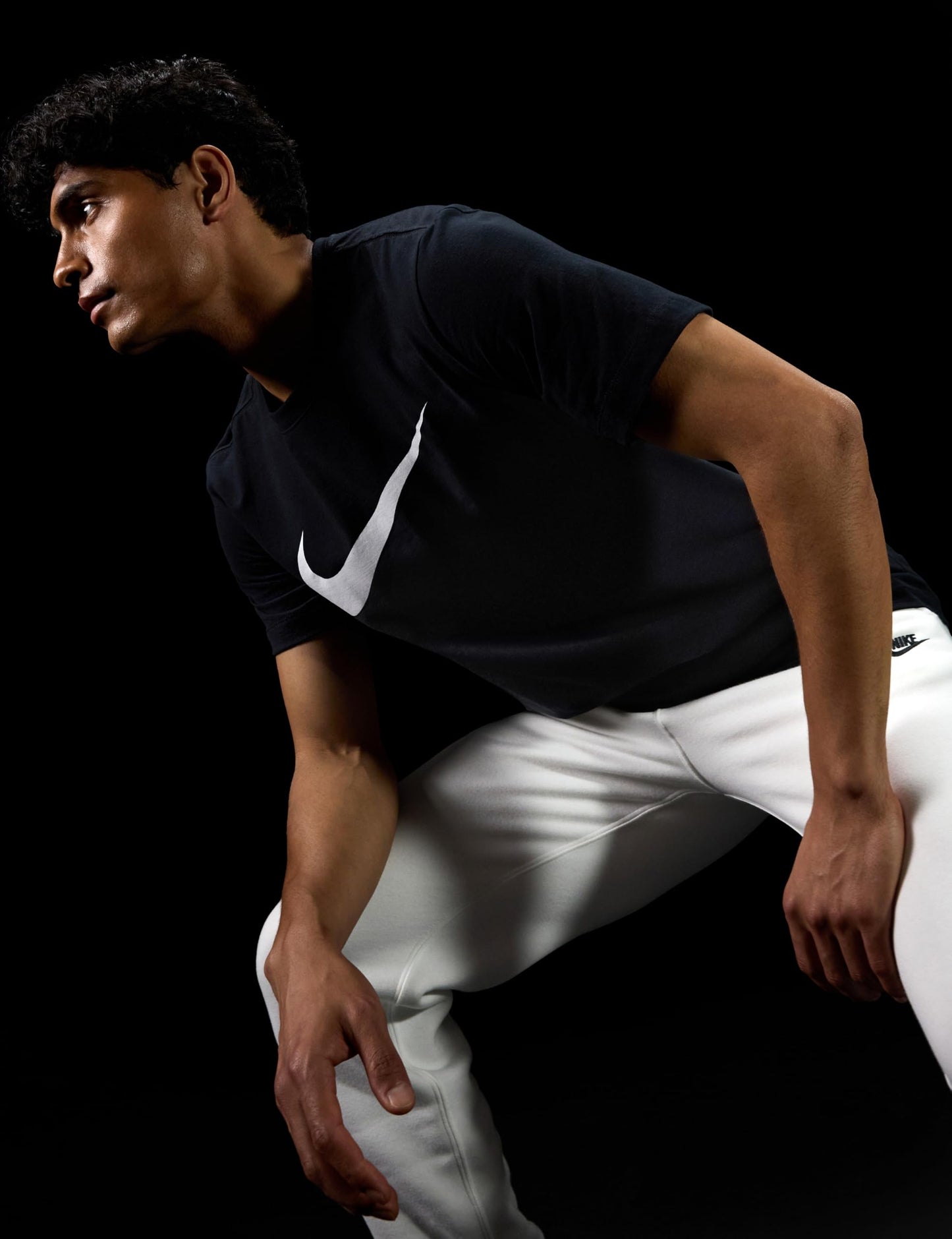 Nike Men's Sportswear Icon Swoosh T-Shirt, Black/White, Large - Medaid International