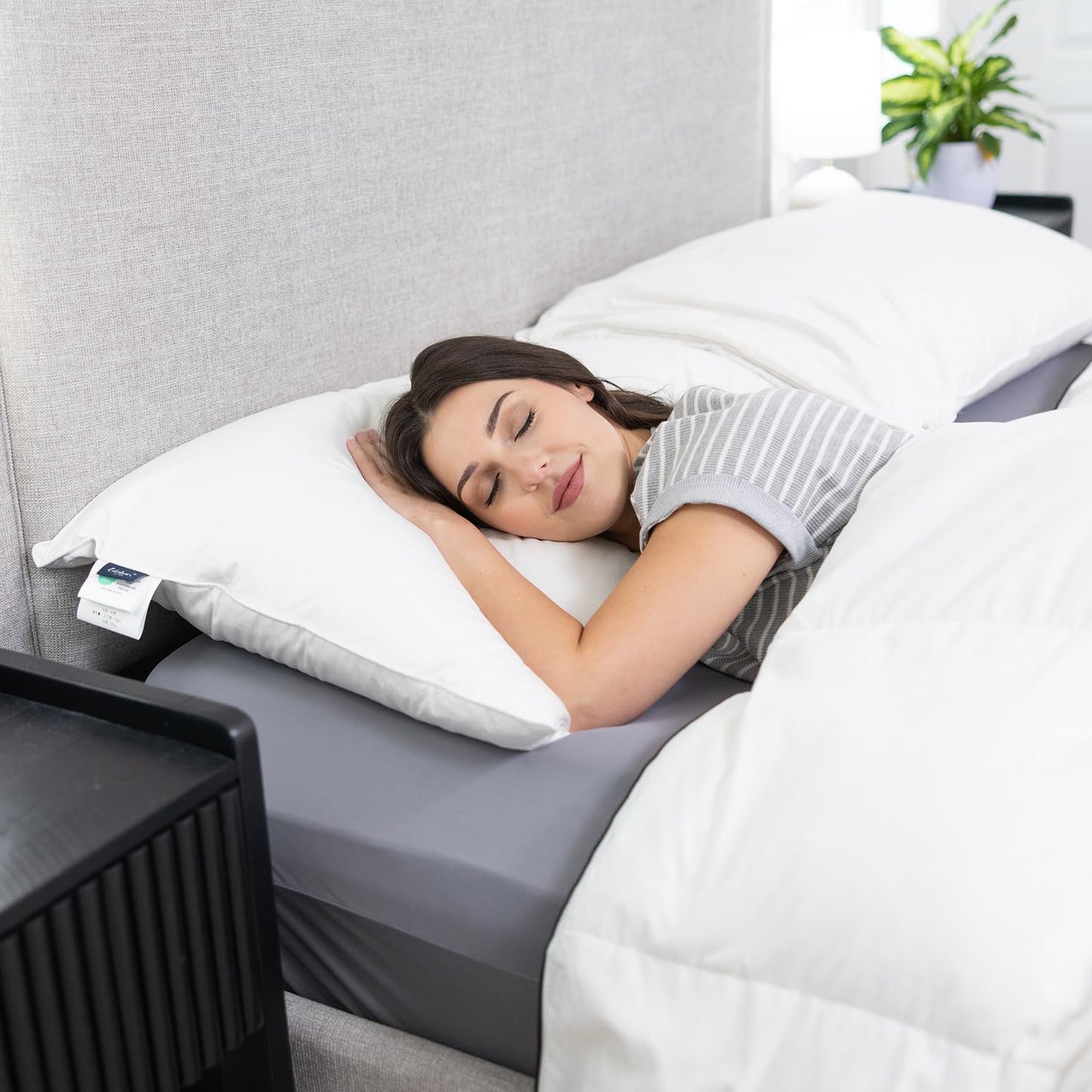 Globon Ultra Soft Down Pillow King Size Set of 2, All Down Filled Bed Pillow for Sleeping, 100% Cotton Shell 500 Thread Count, Soft Hotel Collection Down Feather Pillow 20" x 36" - Medaid International