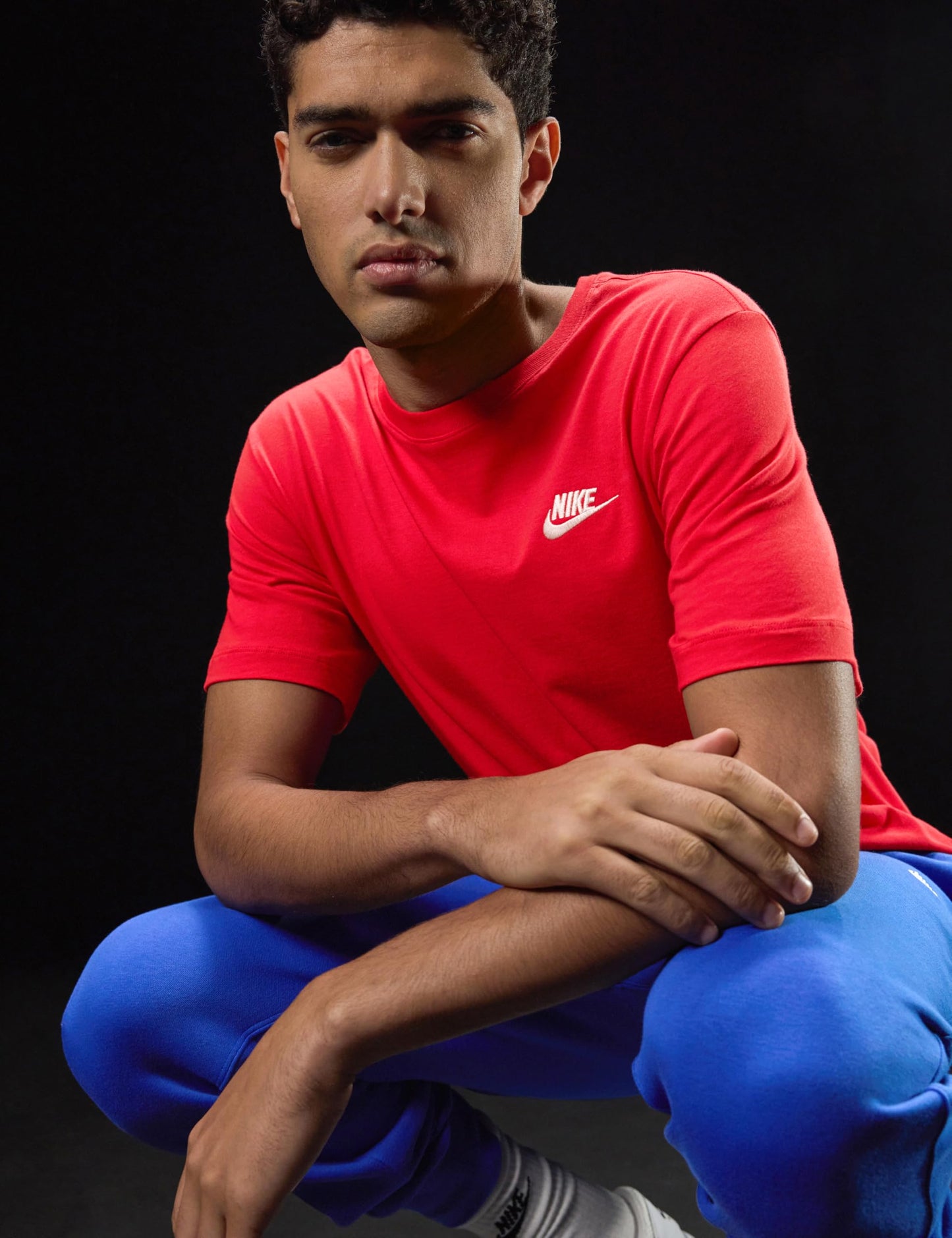 Nike Men's Sportswear Club T-Shirt, University Red/White, Medium - Medaid International