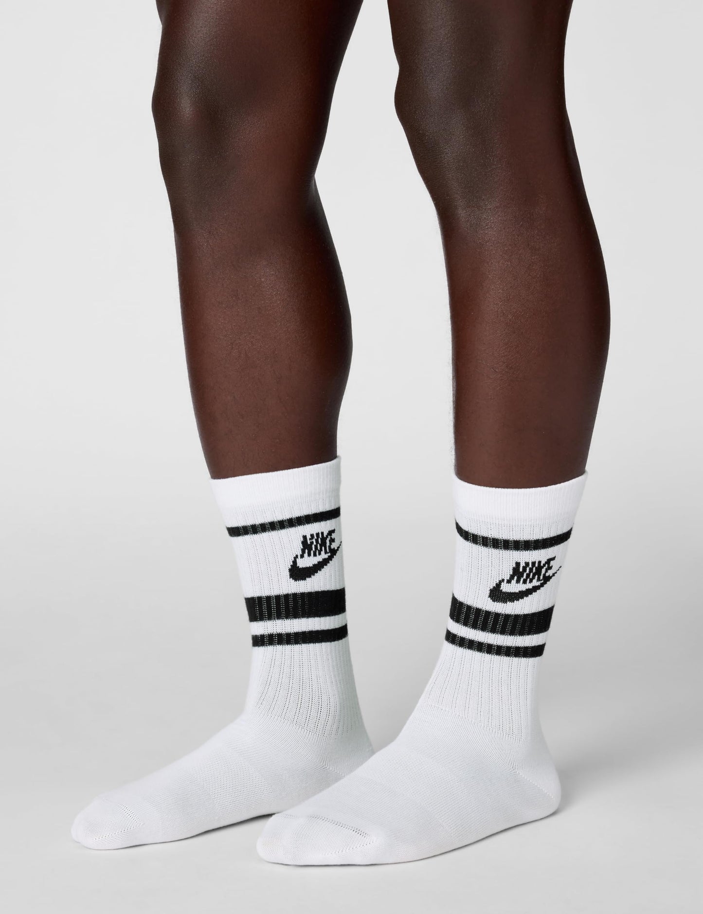 Nike Unisex Sportswear Dri-Fit Everyday Essential Crew Socks (3 Pairs), White/Black/Black, Small - Medaid International