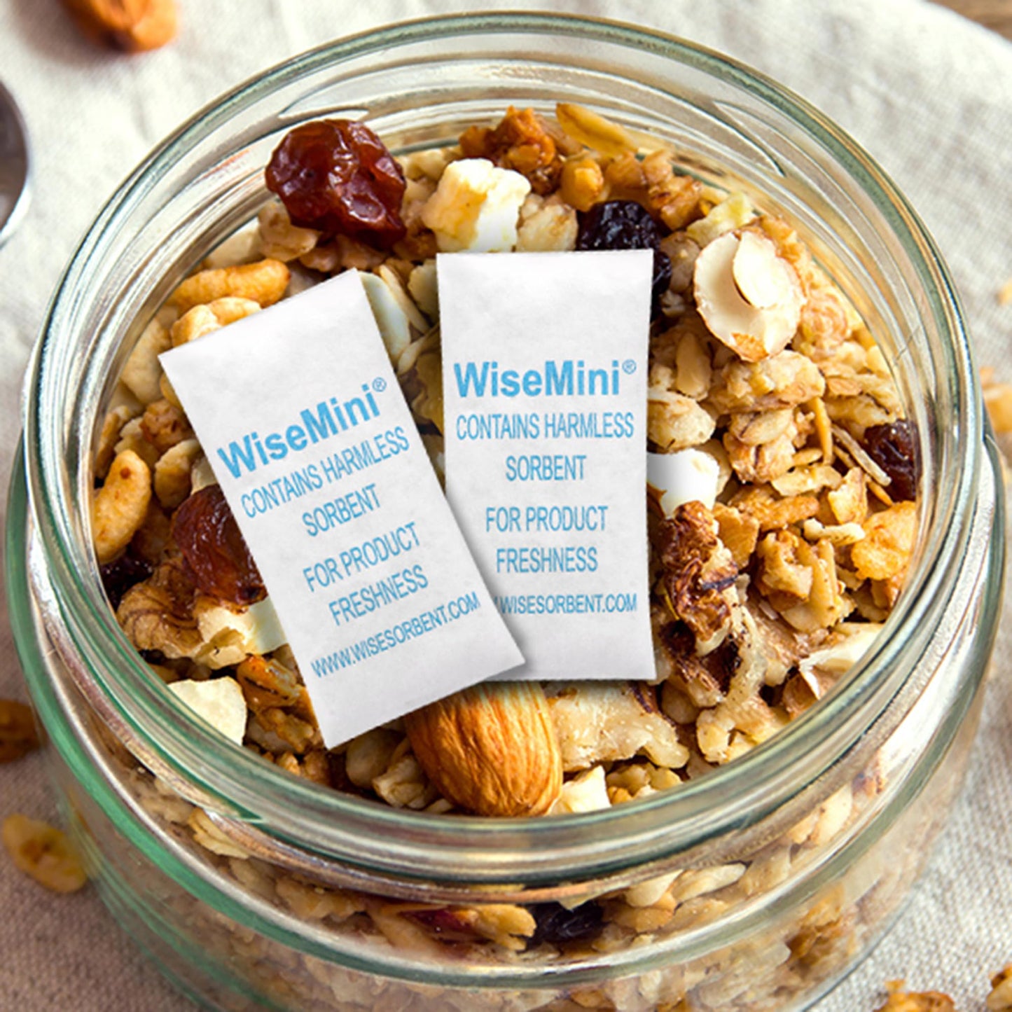 Wisesorb 0.25 Gram 600 Pack Silica Gel Packets, Dessicant Packets, Silica Gel Packs, Moisture Absorbers for Food Storage, Food Safe Desiccant Dehumidifiers - Medaid International