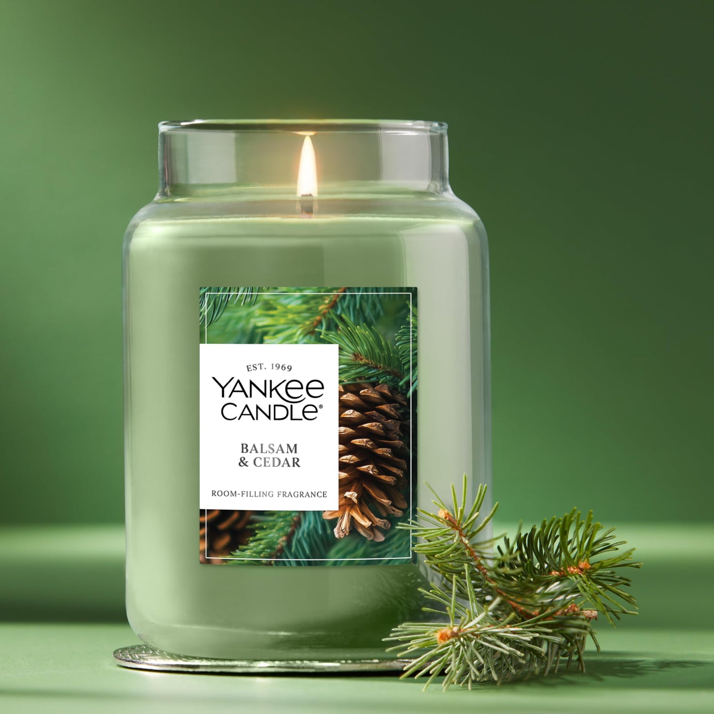 Yankee Candle, Balsam & Cedar Fall Scented Candle, 22oz Large Jar with up to 150 Hour Burn Time - Medaid International