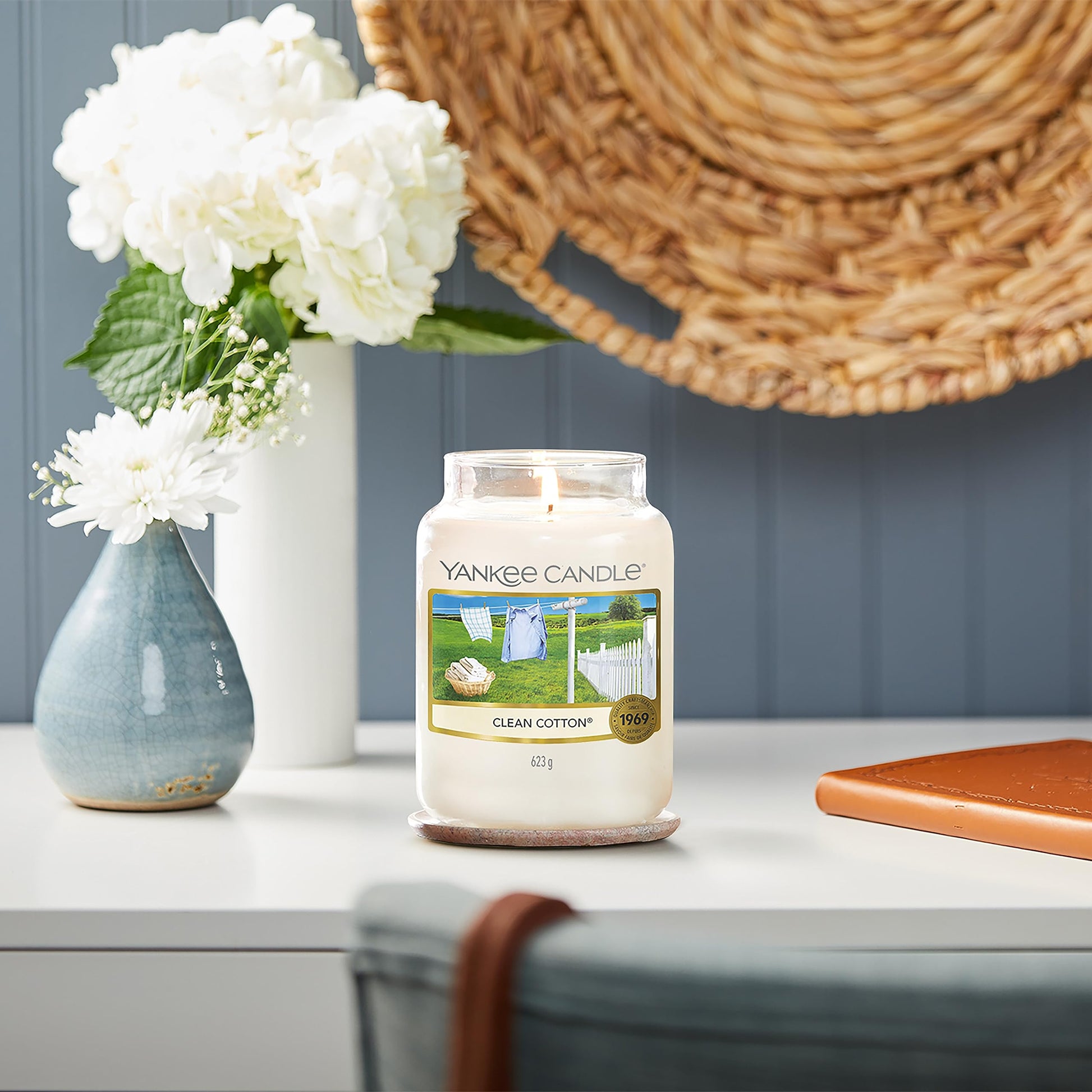 Yankee Candle Large Jar Scented Candle, Clean Cotton, Up to 150 Hours Burn Time - Medaid International