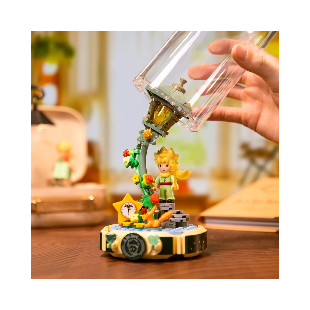 Eternity Series - Starlight Lamp Buildable Figures by Pantasy - Medaid International