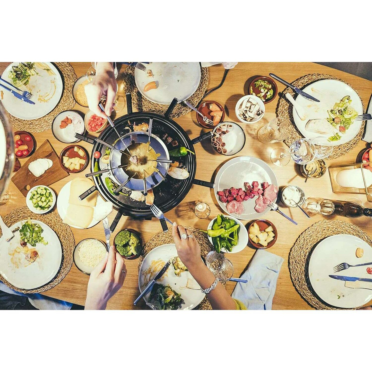 Raclette & Fondue Set - 8 Persons, 1900w - Medaid International
