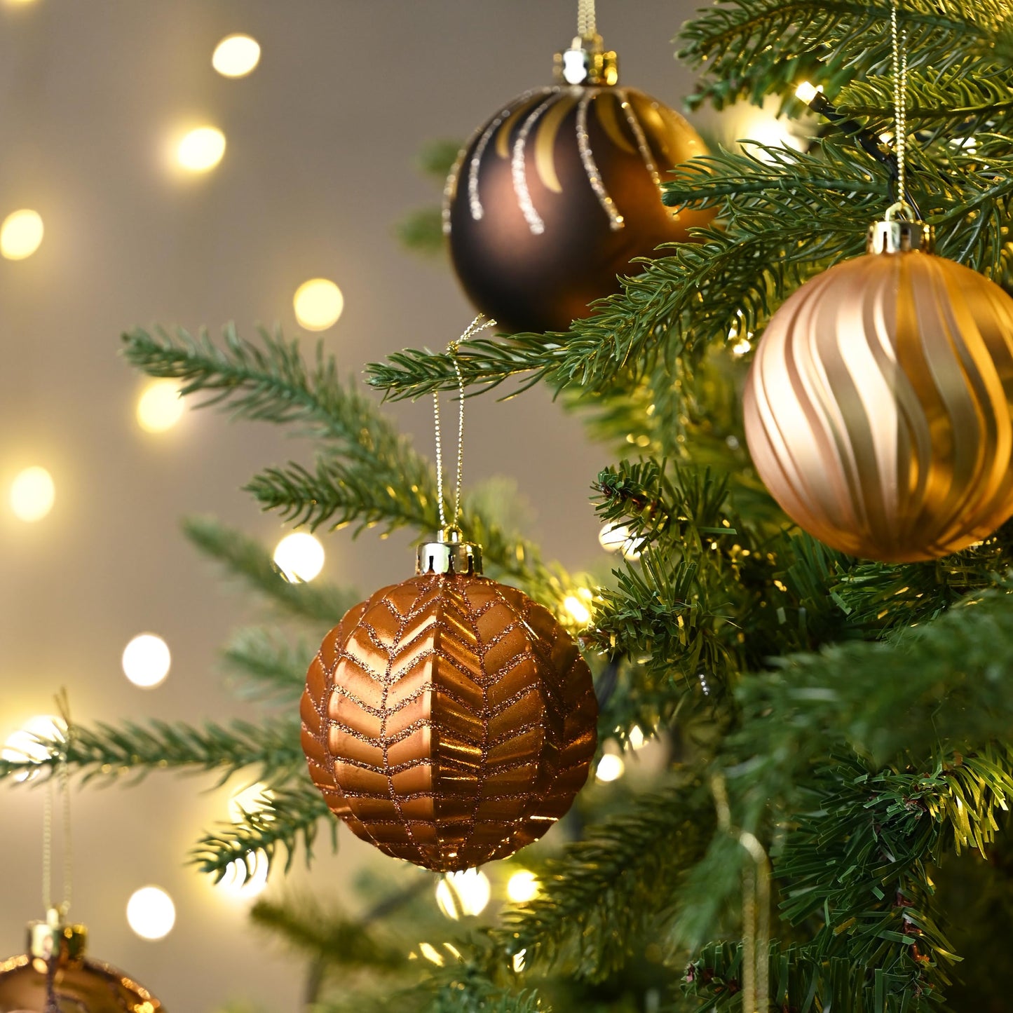 Valery Madelyn Christmas Ornaments Set, 16ct Bronze Copper and Gold Shatterproof Christmas Tree Decorations Ball Ornaments Bulk, 3.15 Inches Elegant Hanging Ornaments for Xmas Trees Decor - Medaid International