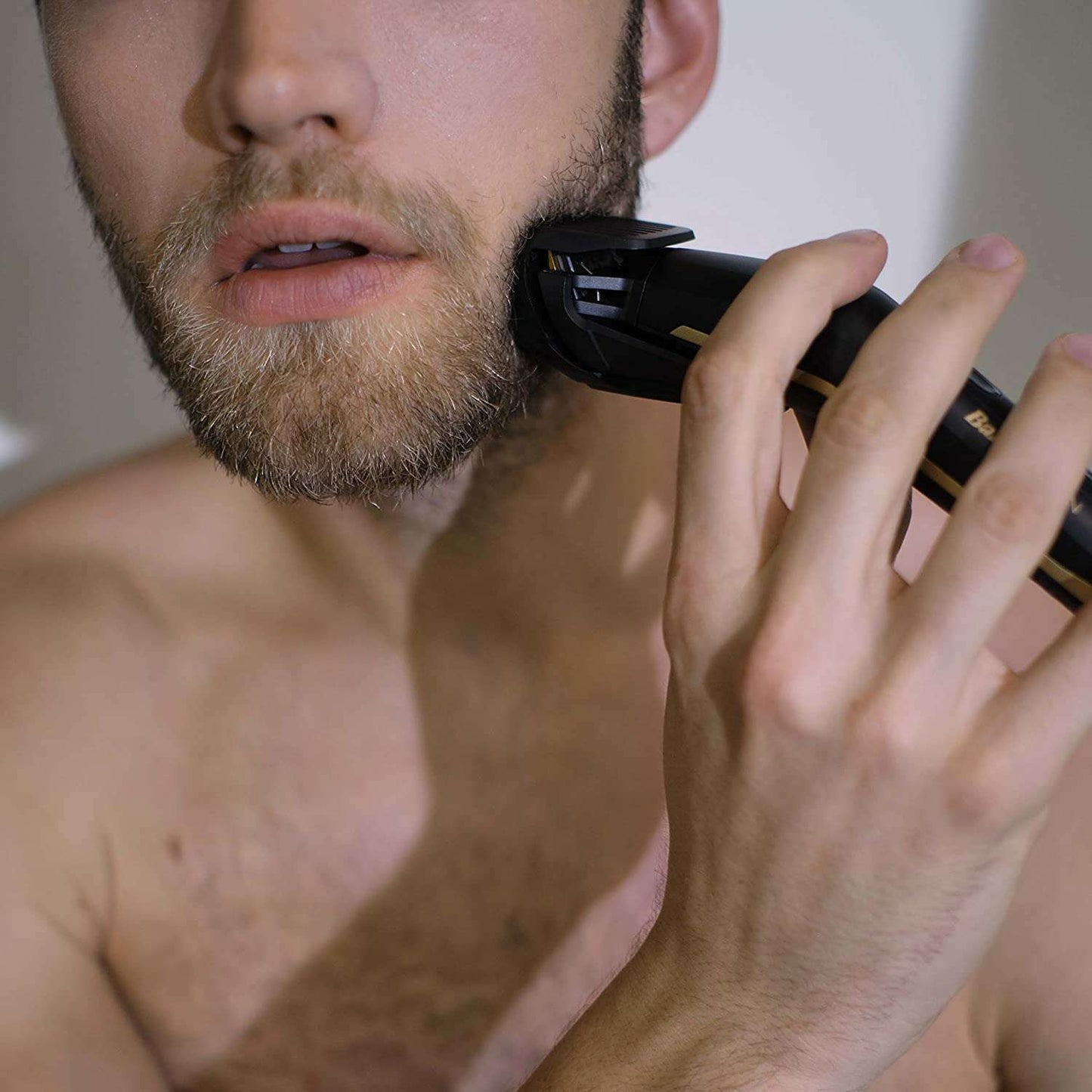 Rechargeable 11 in 1 Multi Trimmer Titanium blades - Medaid International