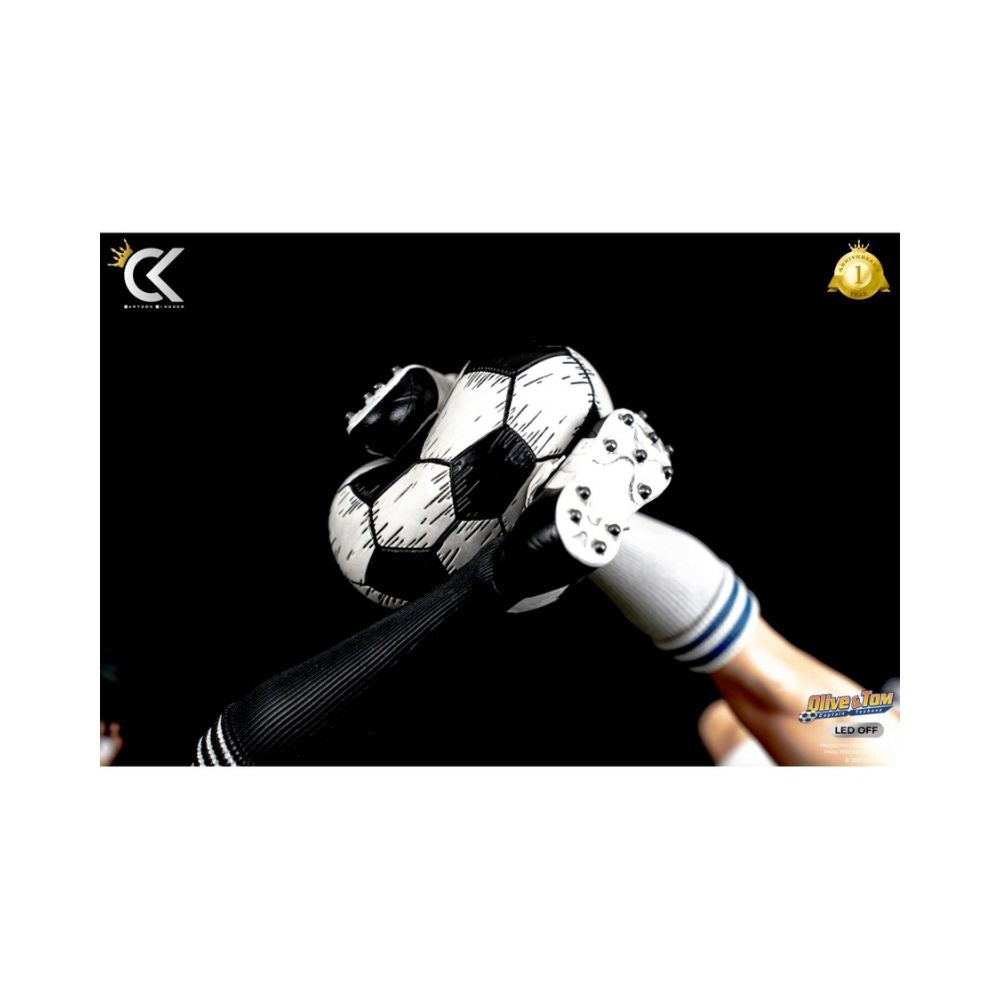 Captain Tsubasa Vs Hyuga 1/6 Scale Limited Edition Statue - Medaid International