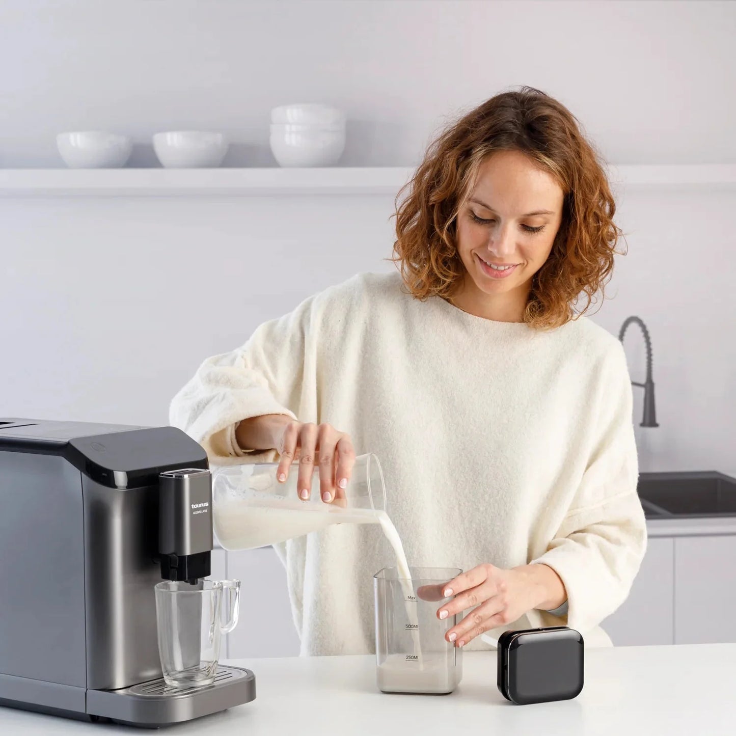 Accento Latte Super-Automatic Coffee Machine - Medaid International