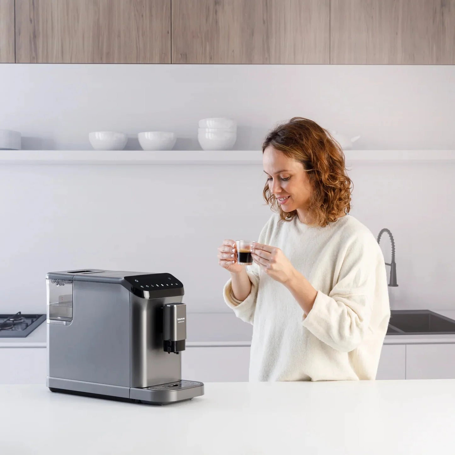 Accento Latte Super-Automatic Coffee Machine - Medaid International