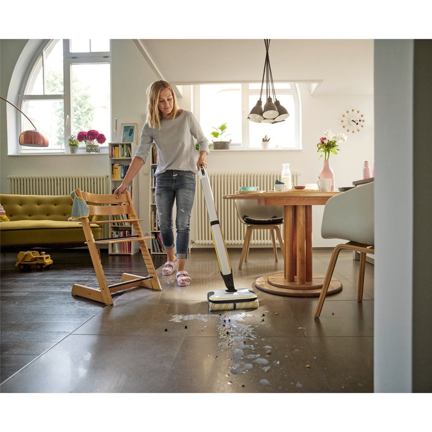 Hard Floor Cleaner FC 7 Cordless - Medaid International
