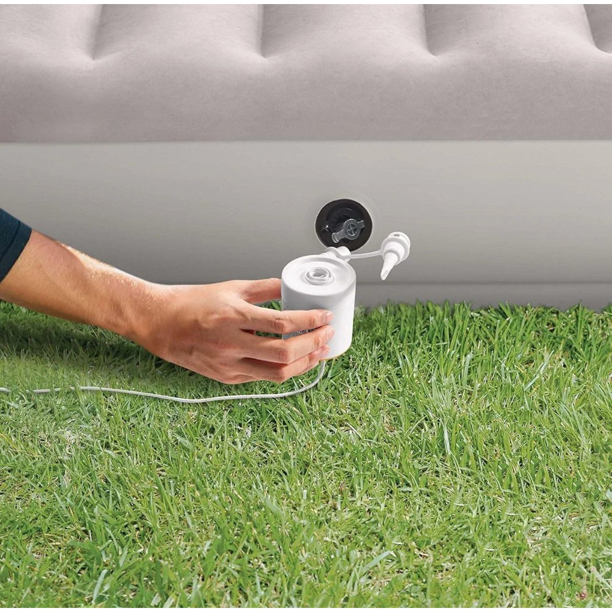 Intex Quickfill USB150 Air Pump, USB type c Size: 3.1 in x 2.8 in x 2.8 in (66616) - Medaid