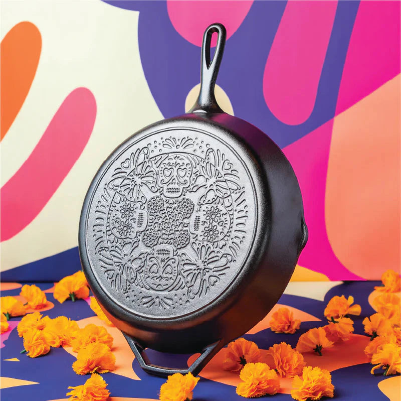 31 Cm Seasoned Cast Iron Butterfly Sugar Skull Skillet - Medaid International