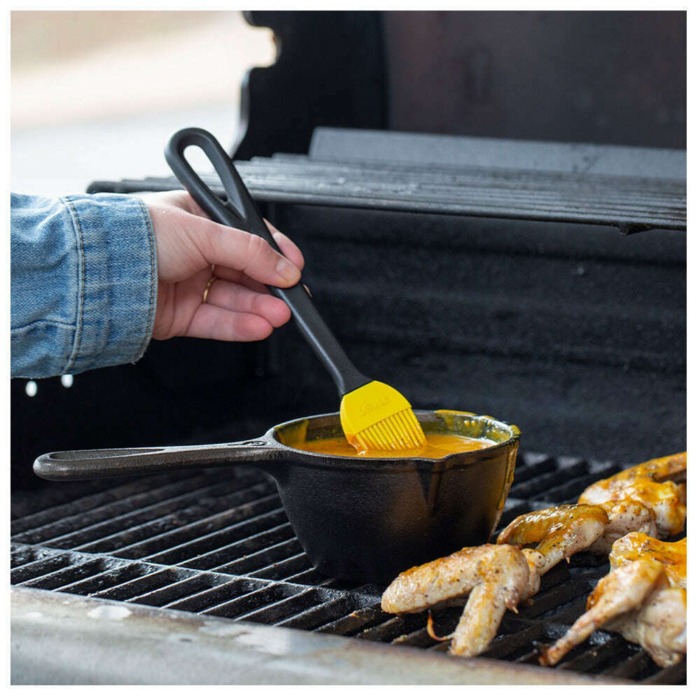 Cast Iron Melting Pot and Silicone Brush - Medaid International