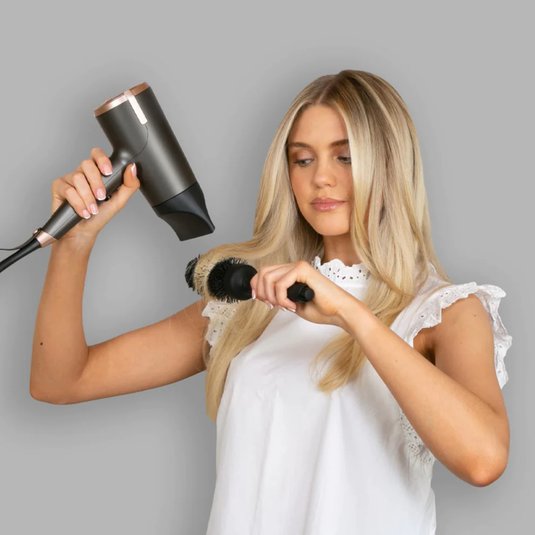 Remington D6077 ONE Dry & Style Hair Dryer - Medaid International
