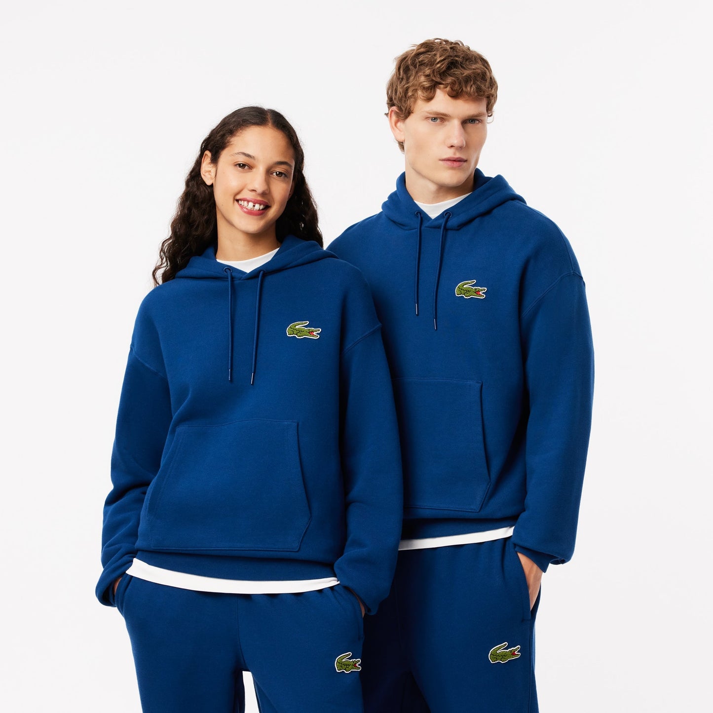 buy-loose-fit-badge-accent-hoodie-sh2754-hbm-lebanon - Medaid