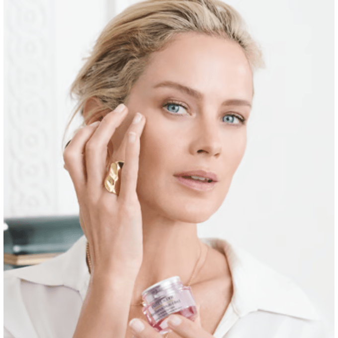 ESTEE LAUDER - RESILIENCE MULTI-EFFECT EYE CREAM | 15 ML - Medaid