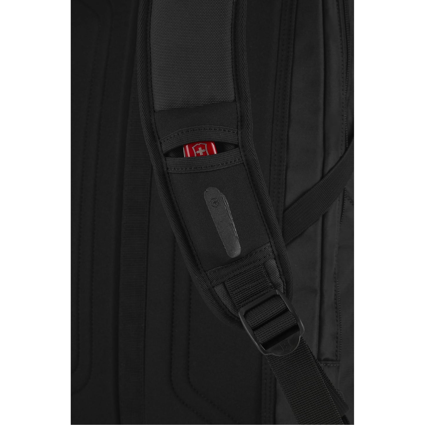 buy-altmont-original-slimline-laptop-backpack-606739-lebanon - Medaid International