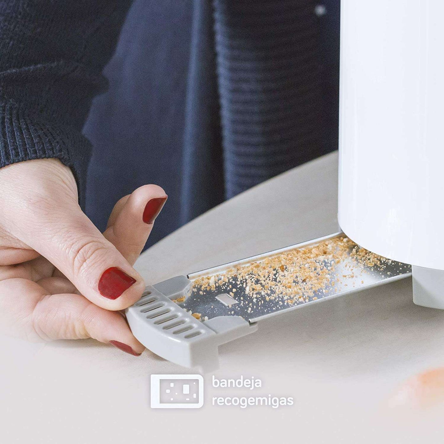 Toaster, 900W - Medaid International