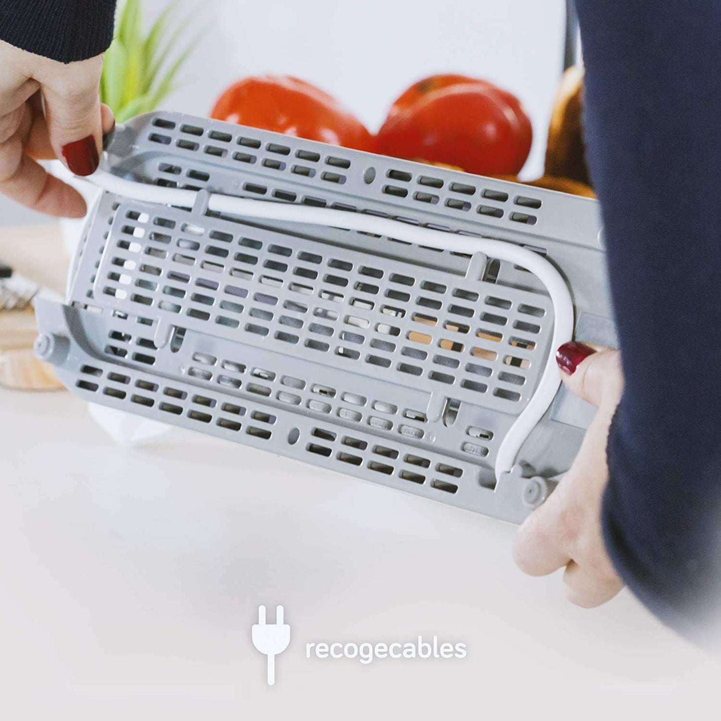 Toaster, 900W - Medaid International