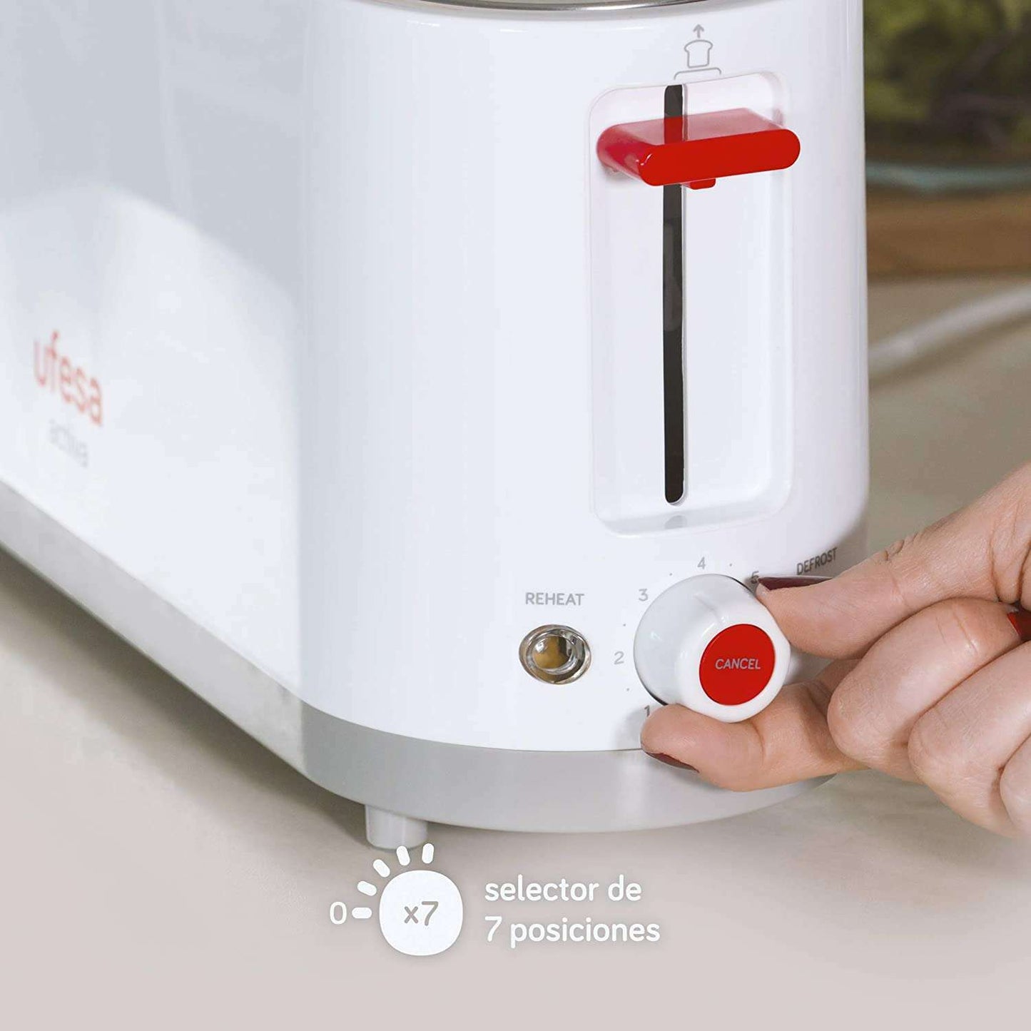 Toaster, 900W - Medaid International