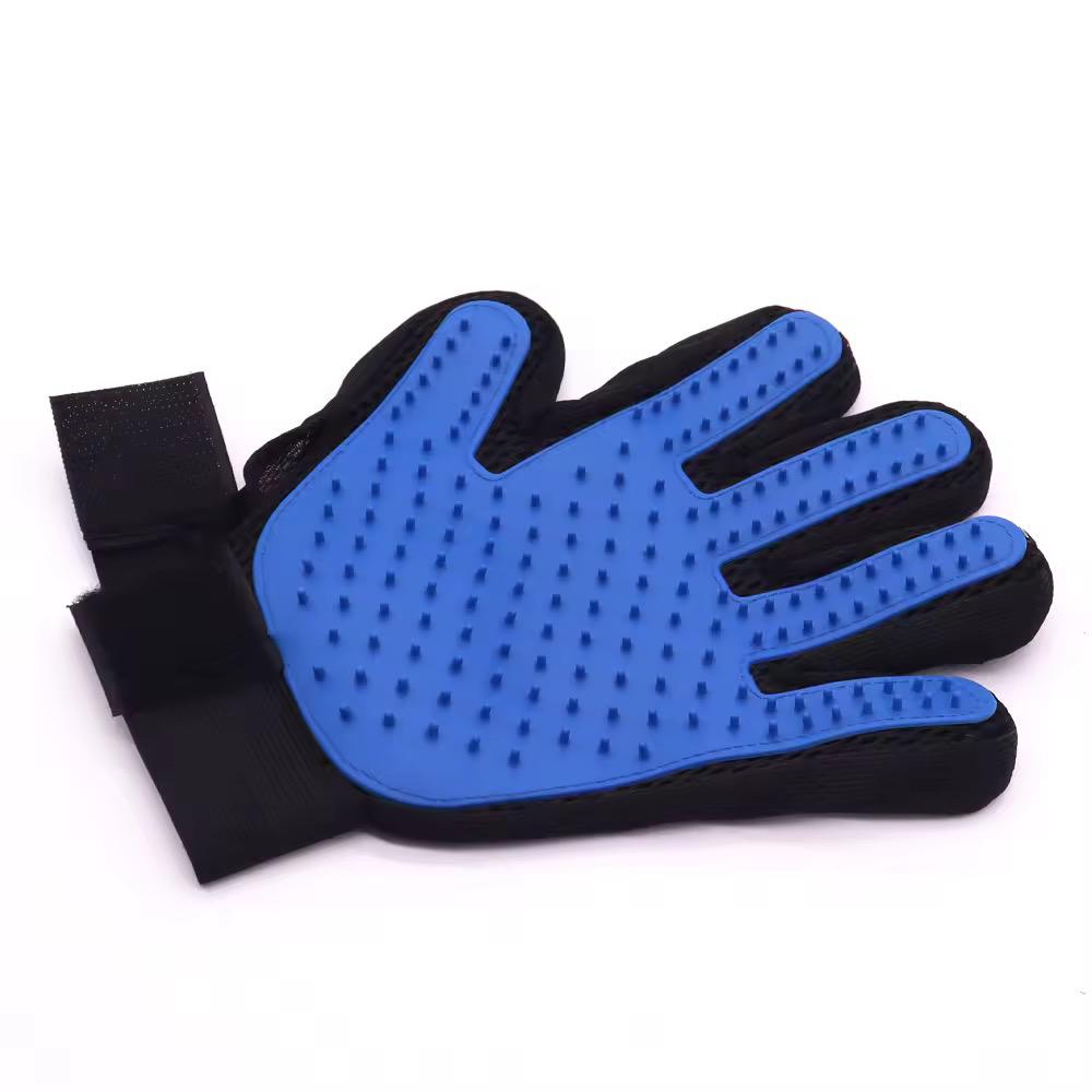 Pet grooming cleaning gloves