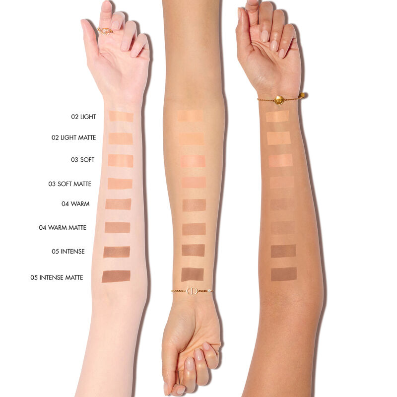 CHRISTIAN DIOR FOREVER GLOW NUDE BRONZE (03 SOFT) - Medaid