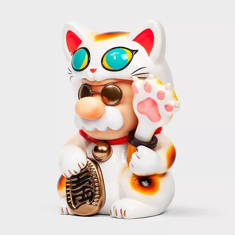 SUPER PROFESSIONAL ESSENTIAL // MANEKINEK Figure By ZCWO - Medaid International