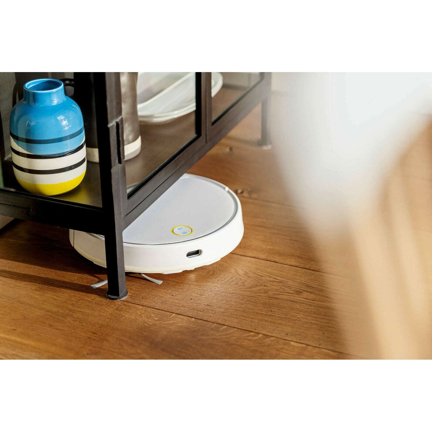 Robot Cleaner With Wiping Function RCV 3 - Medaid International