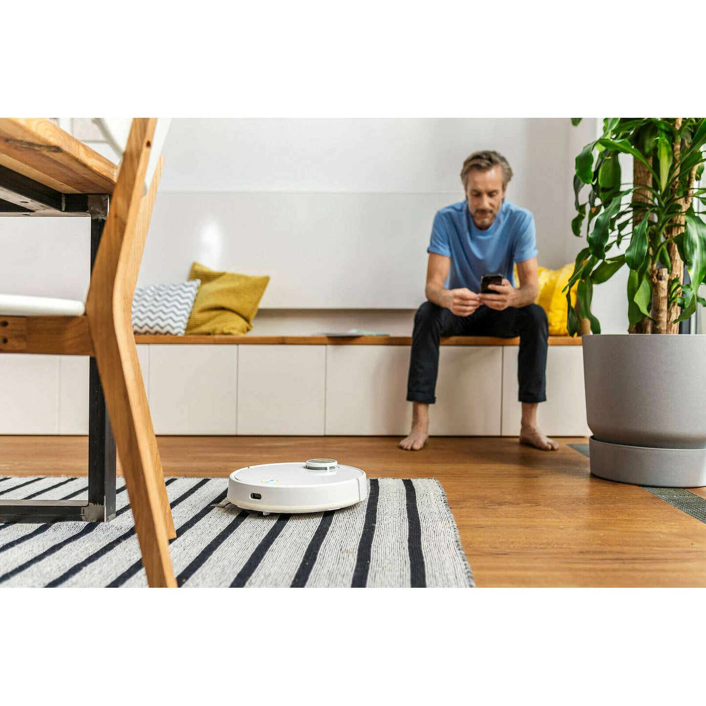 Robot Cleaner With Wiping Function RCV 3 - Medaid International
