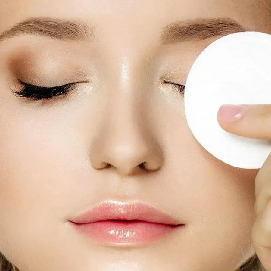 ESTEE LAUDER - GENTLE EYE MU REMOVER | 100 ML - Medaid International