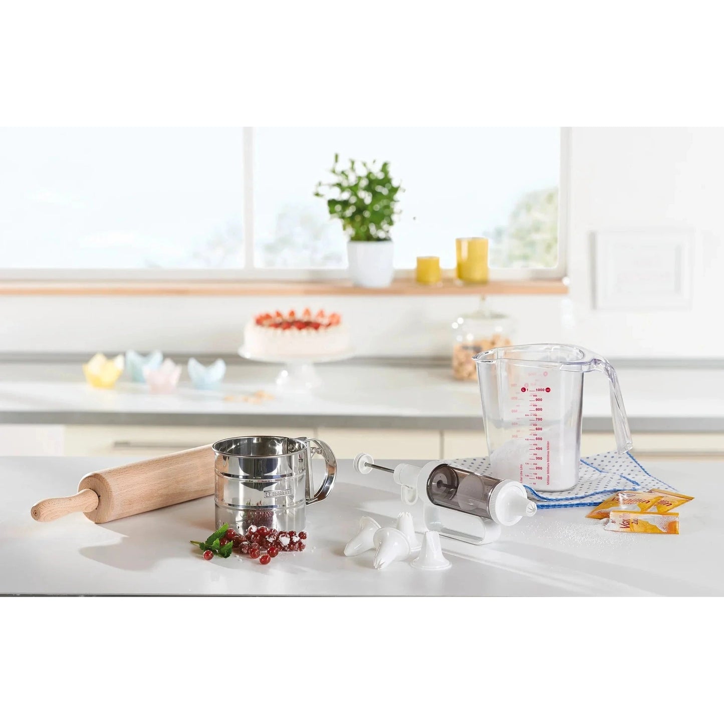 Measuring Jug 1L Comfort Line - Medaid International