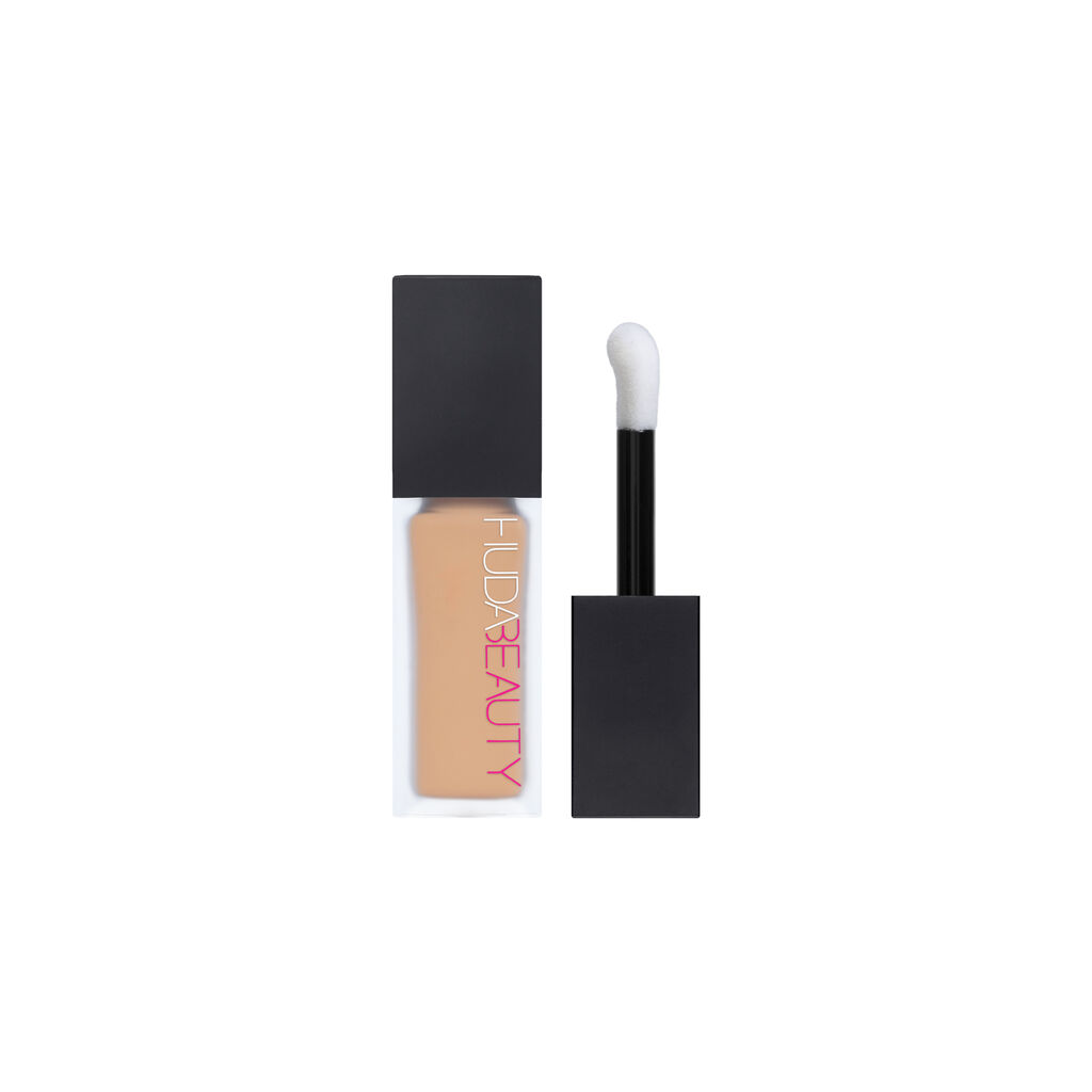 HUDA BEAUTY #FAUXFILTER LUMINOUS MATTE BUILDABLE COVERAGE CREASE PROOF CONCEALER (sugar biscuit) - Medaid - Lebanon