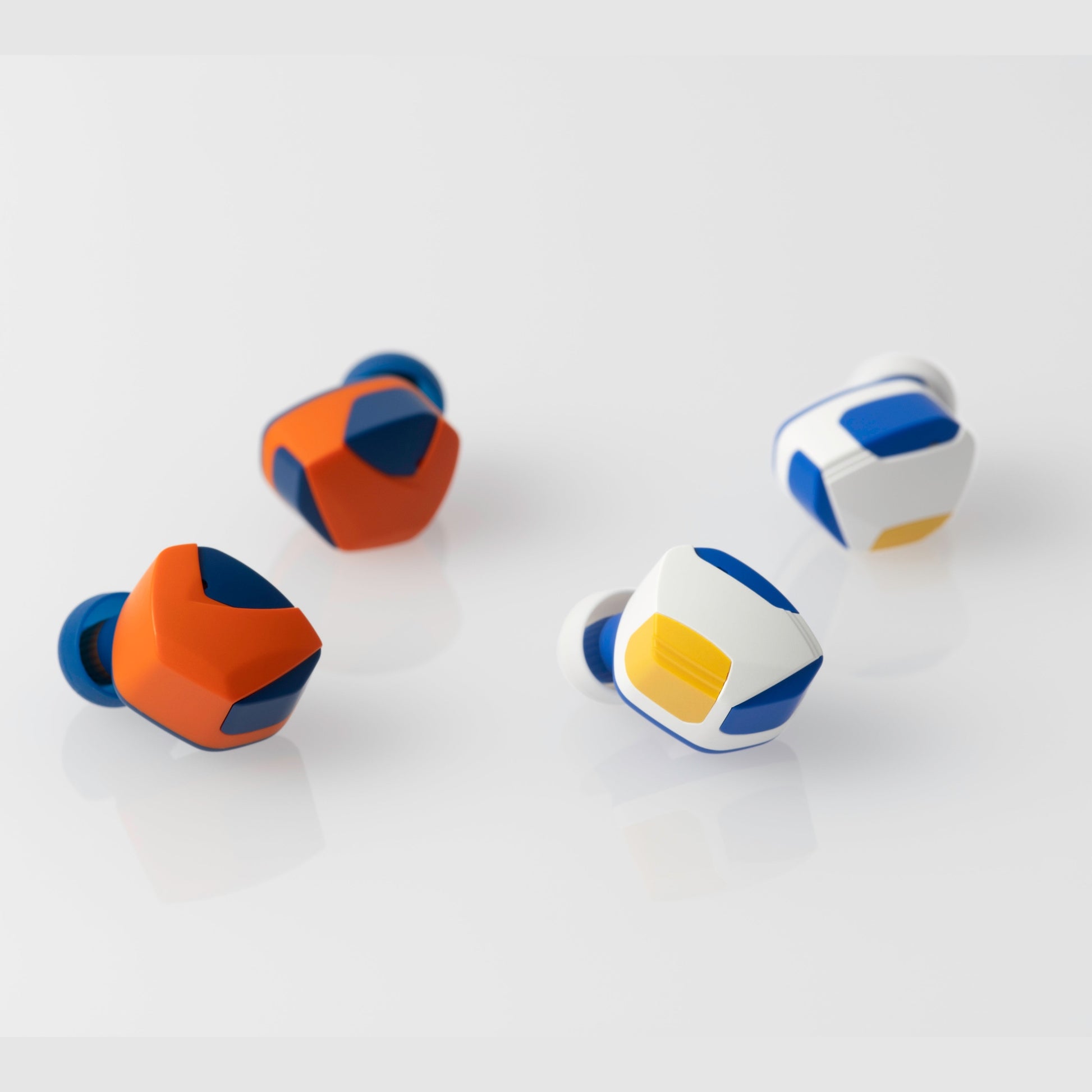 Dragon Ball Z Goku Wireless in-ear headphones By Prime Audio - Medaid International