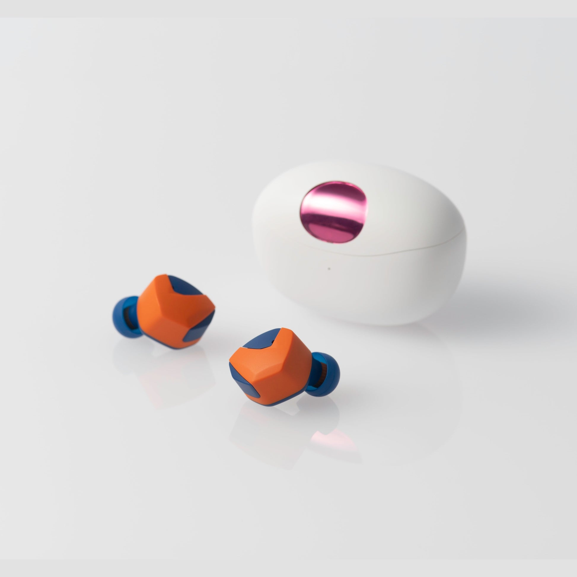 Dragon Ball Z Goku Wireless in-ear headphones By Prime Audio - Medaid International