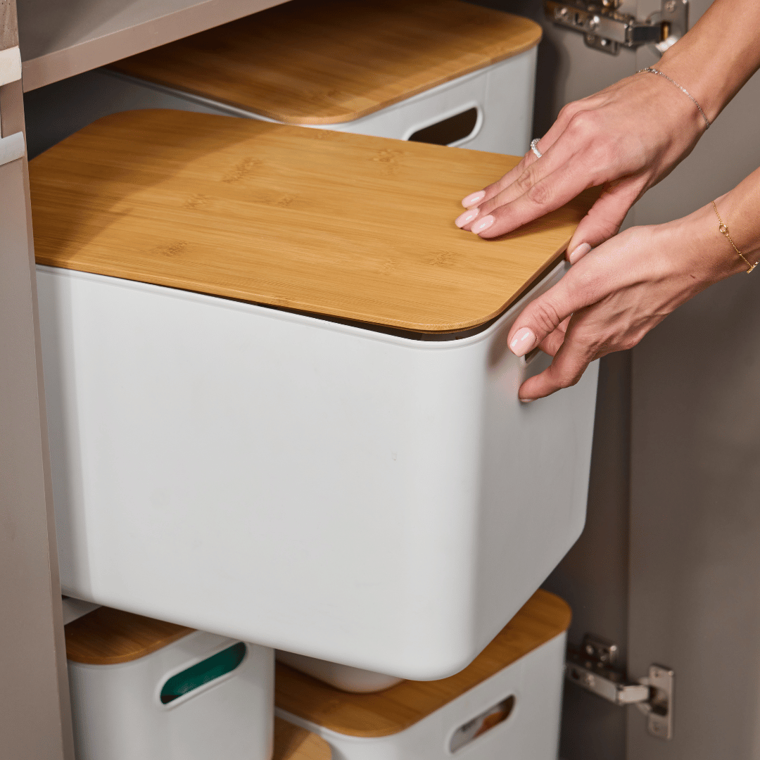 White Storage Tub W/ Bamboo Lid - Large