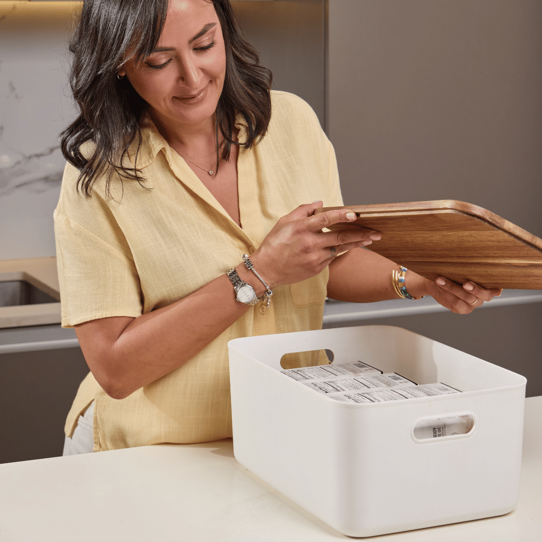 White Storage Tub W/ Acacia Lid - Medium