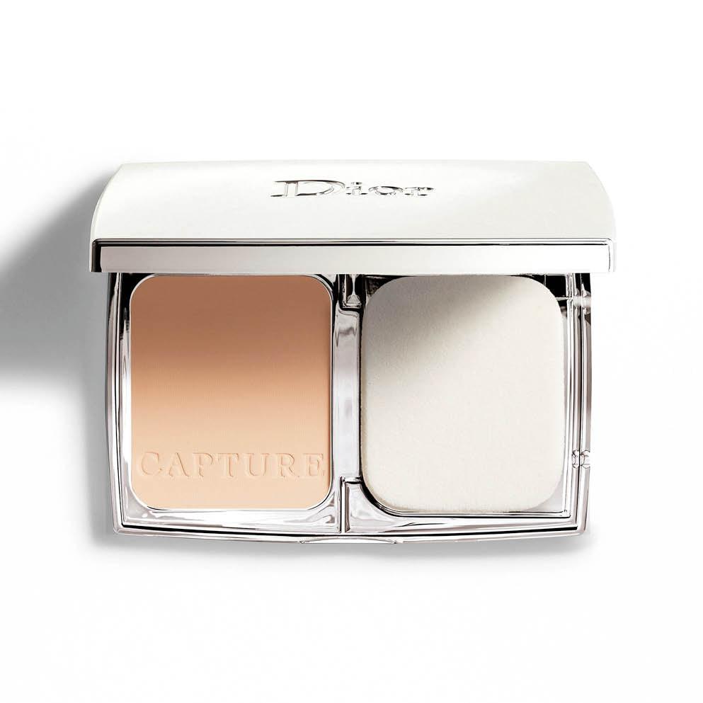 Capture Totale Compact - Triple Correcting Powder Makeup - Wrinkles Dark Spots Radiance