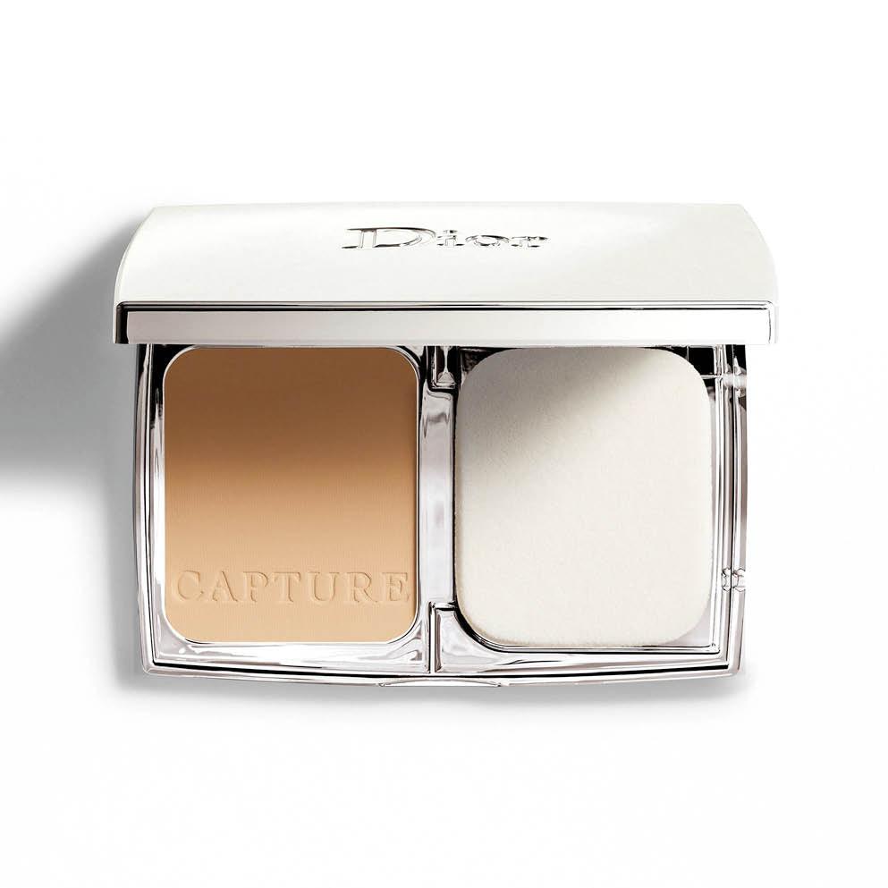 Capture Totale Compact - Triple Correcting Powder Makeup - Wrinkles Dark Spots Radiance